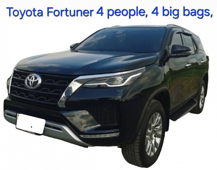 Toyota fortunet 4 people, 4 big bag