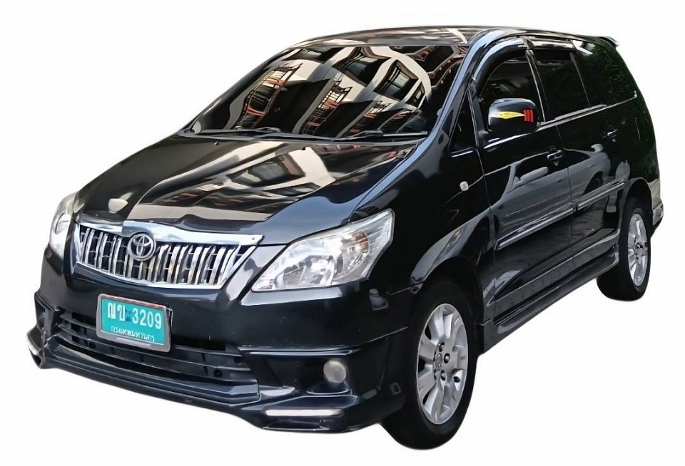 Innova car 4 people, 3 suitcases